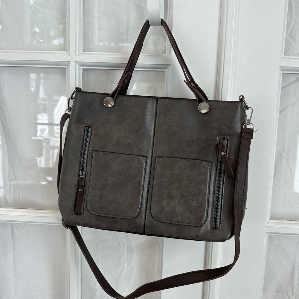 Non branded Black Tote Bag in Vegan Leather